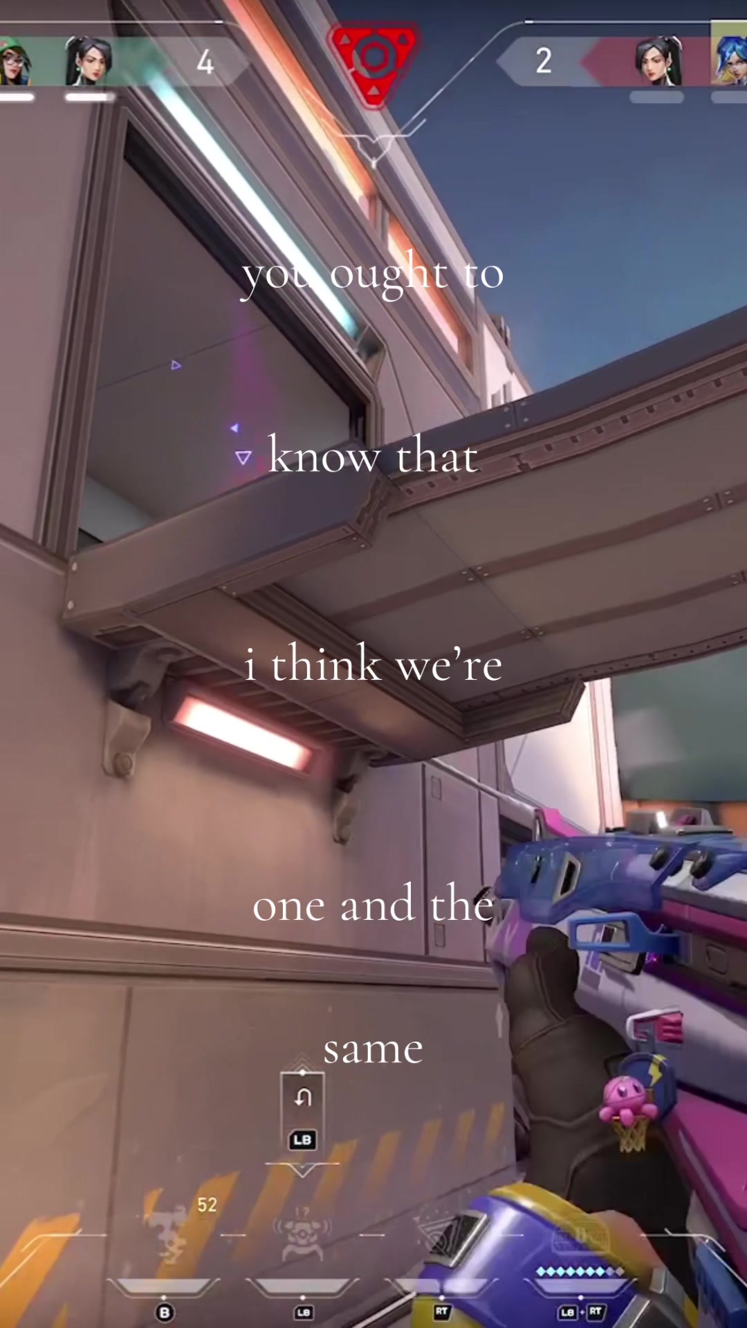 @•