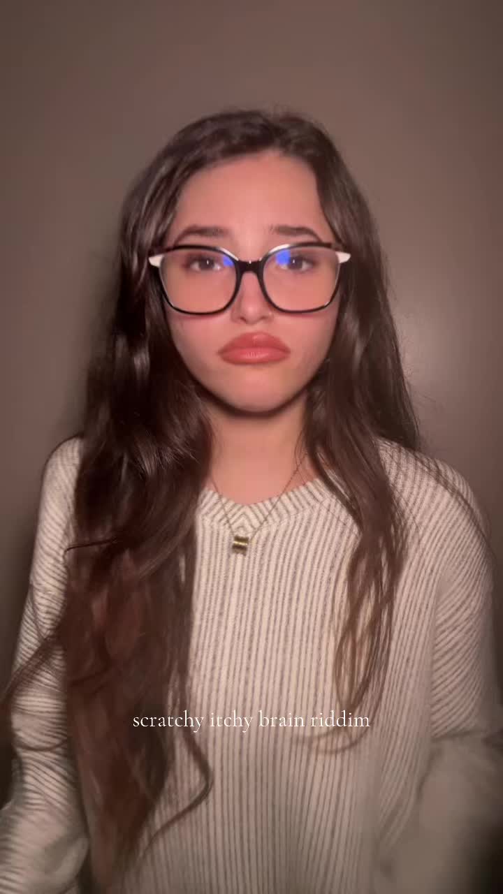 @adriana ☮️🌱🎆🌱
