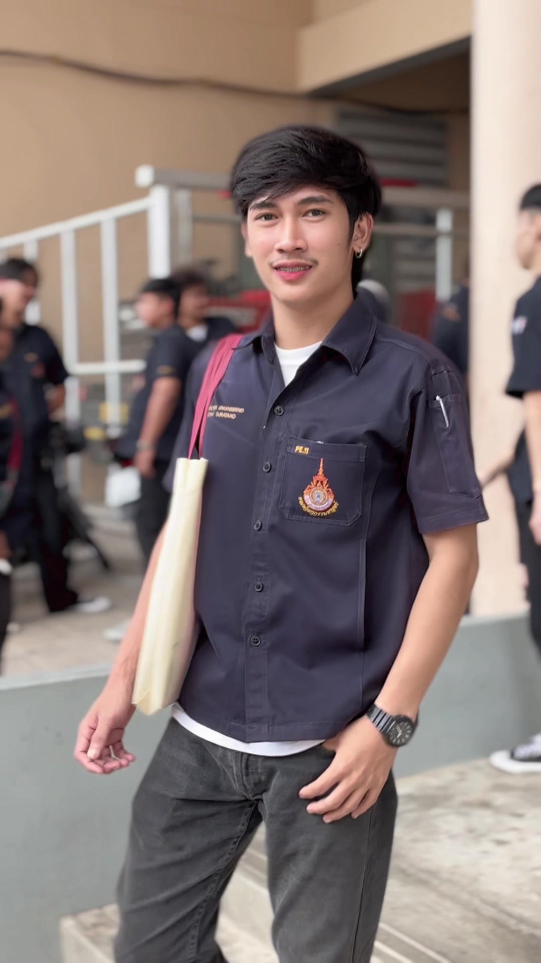 @โอมเพี้ยง