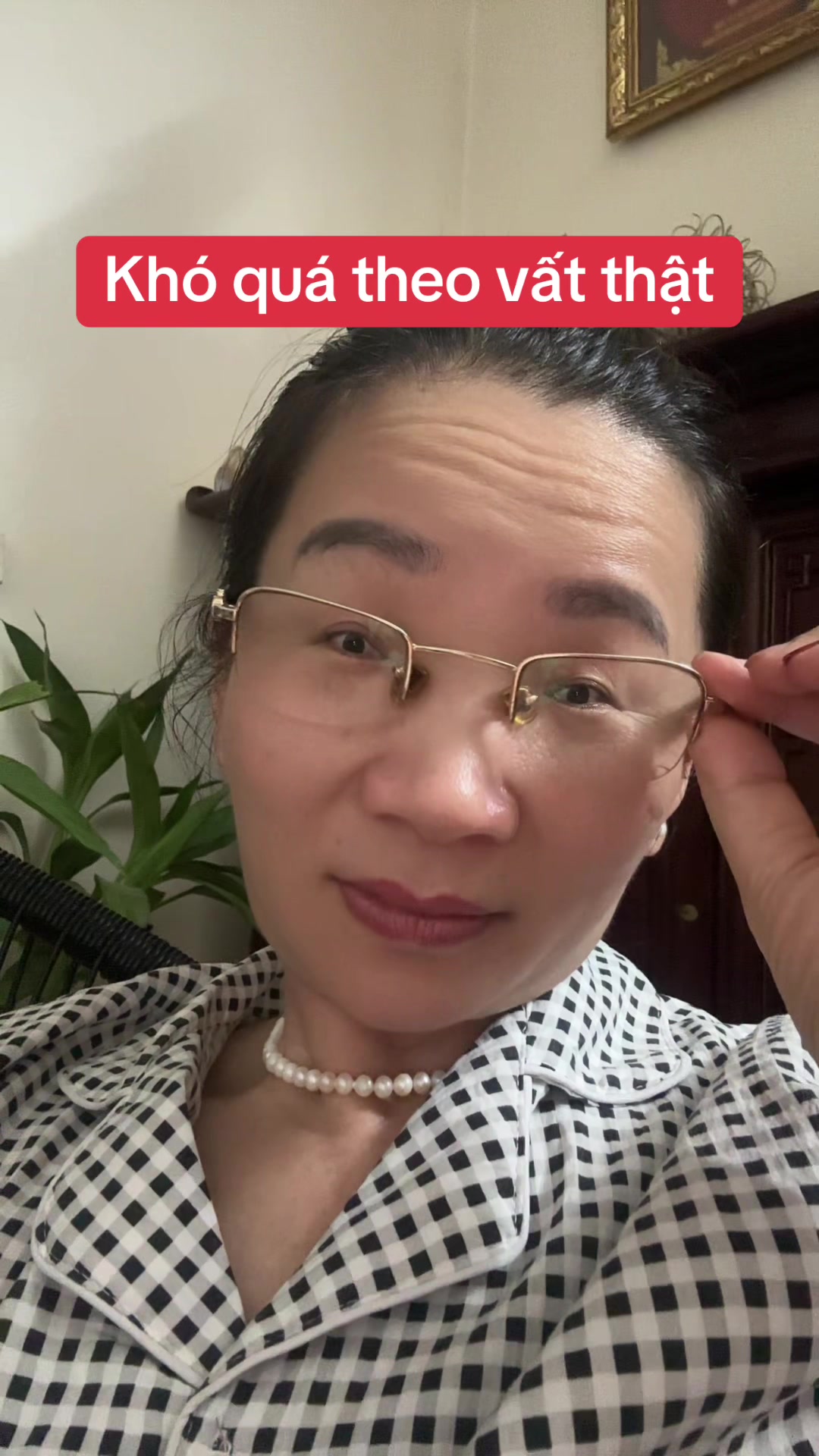 @Hoa s&uacute;n ( nh&iacute; nhố)