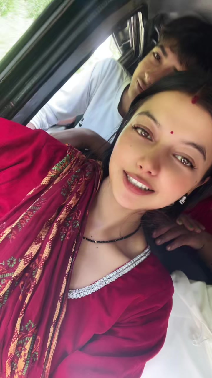 @PRIYA (🫶)