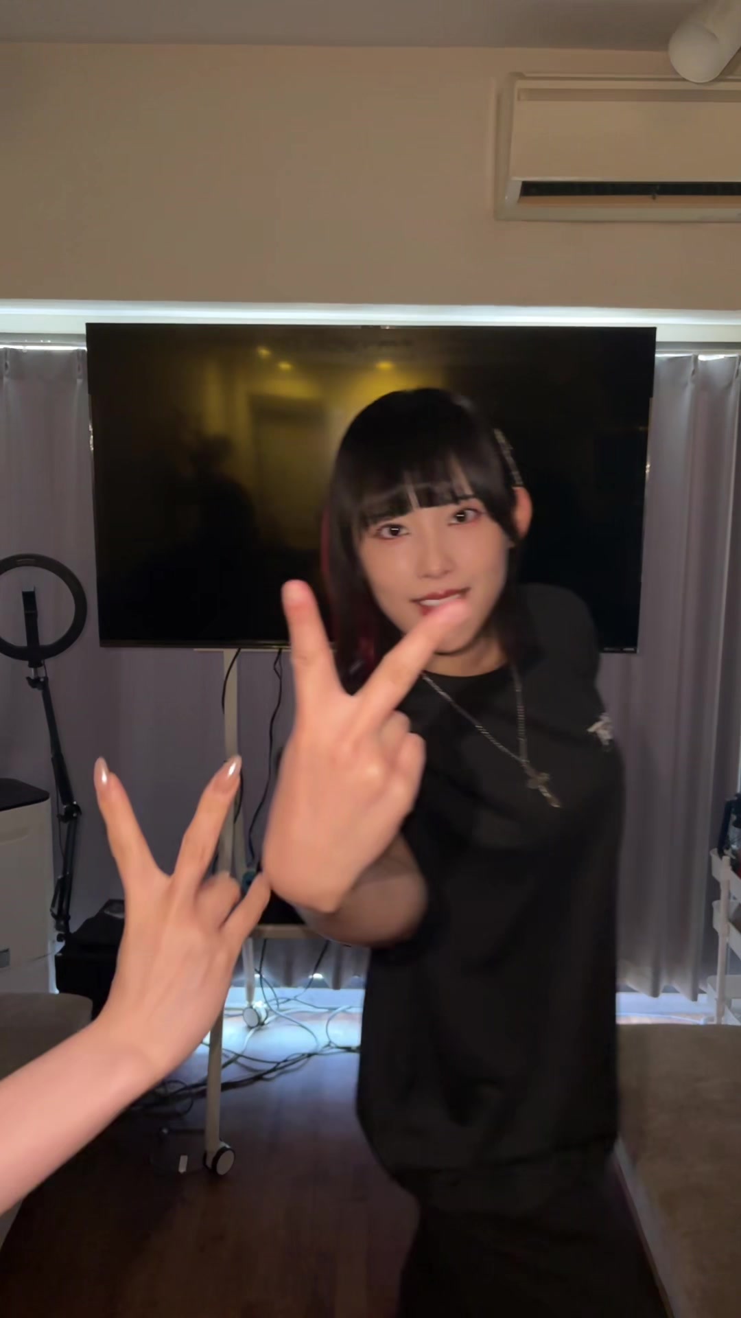 @アキストゼネコ