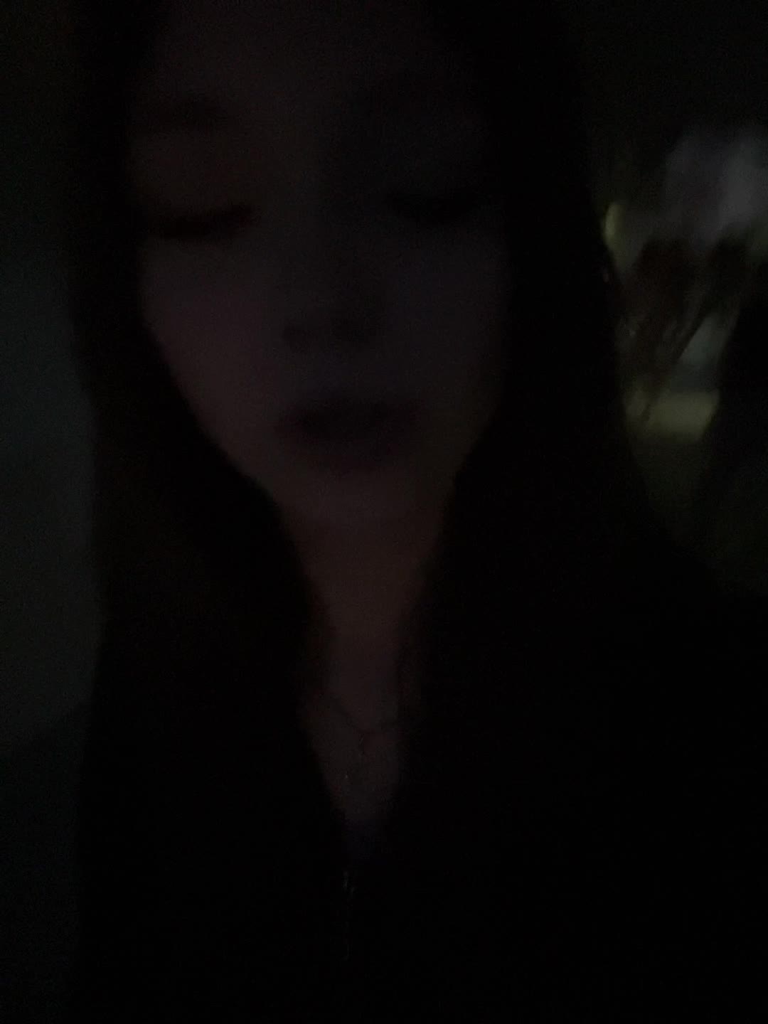 @Lika_2402