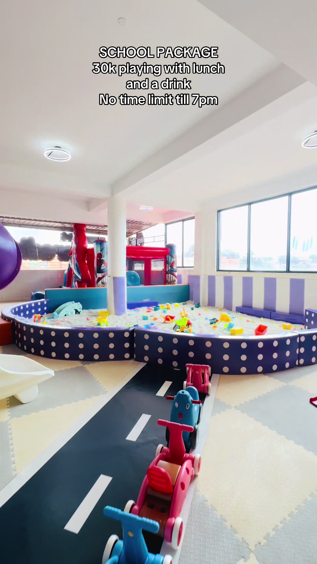 @UCHA kids corner/fluffy