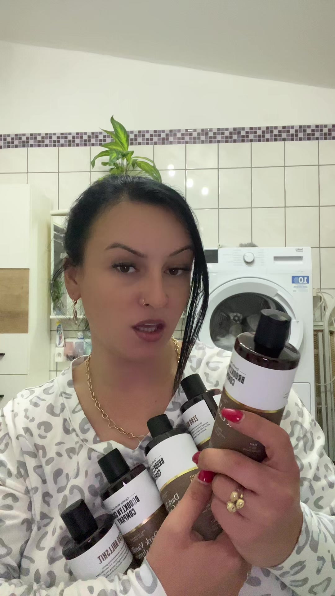 @AnaMaria