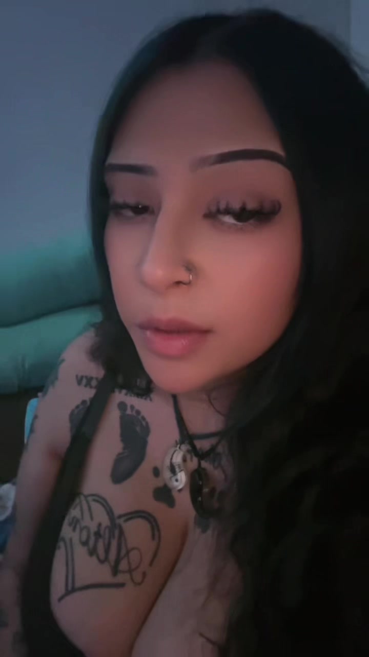 @shelleaty0urbrainz🐦&zwj;⬛