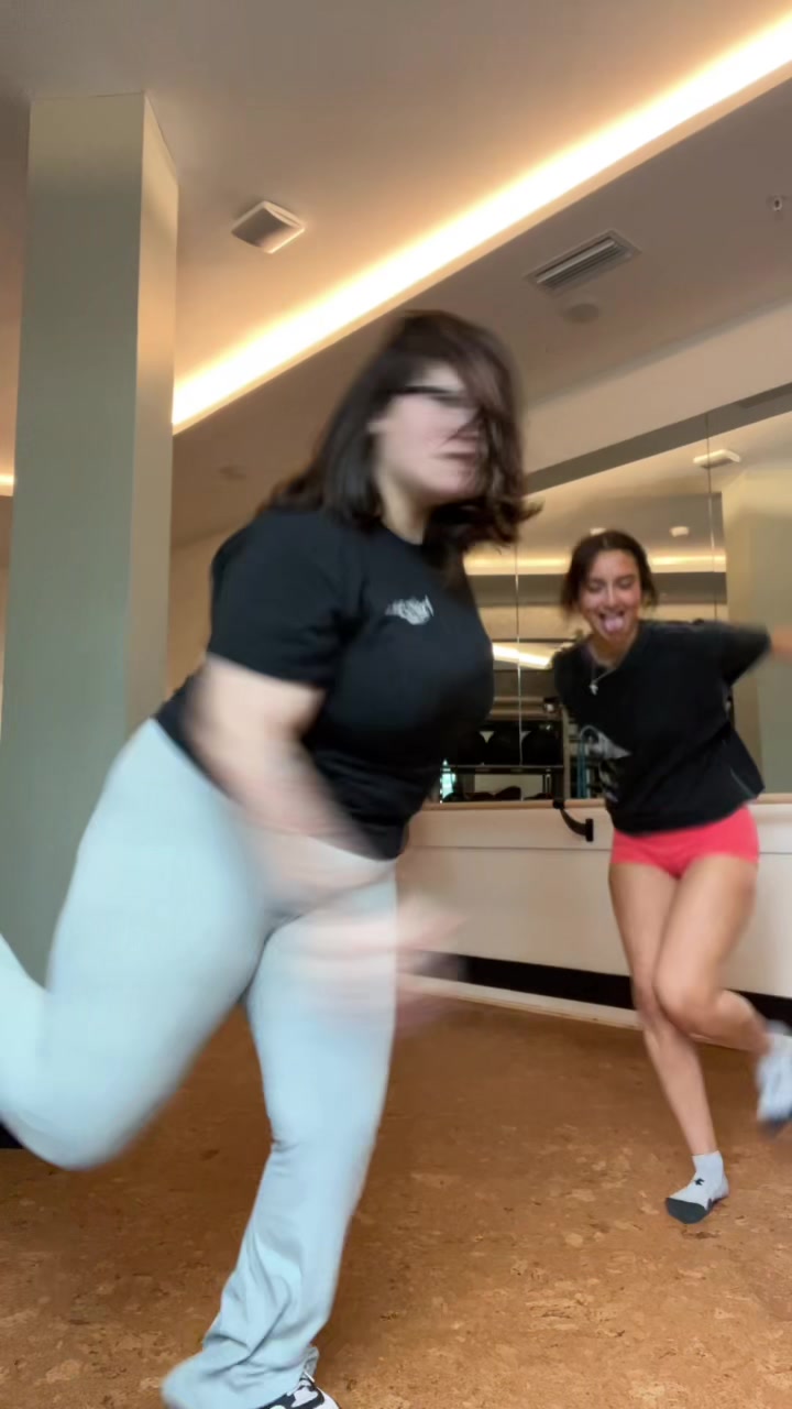 @EggieEli