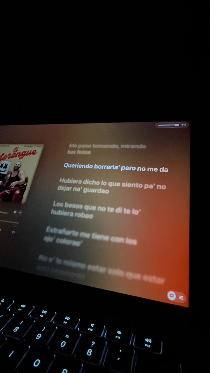 @lyrics_lens0