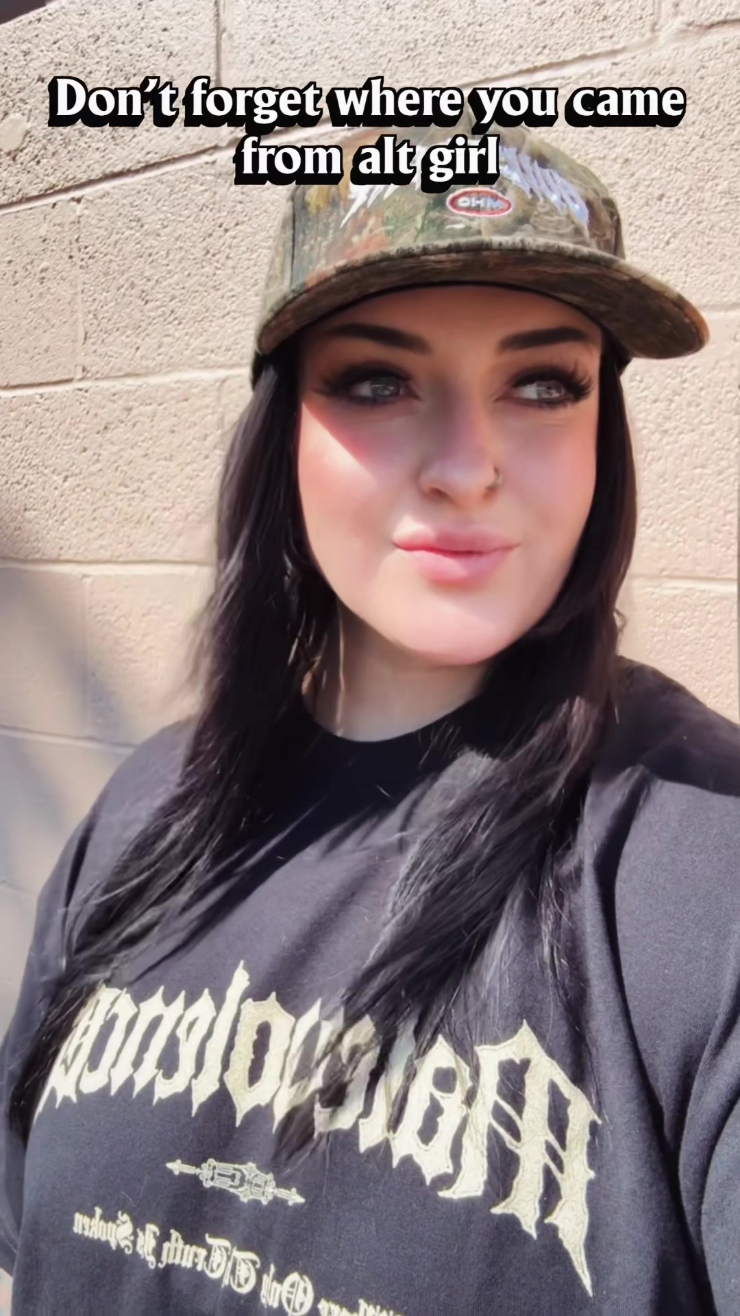 @Gothicccccc