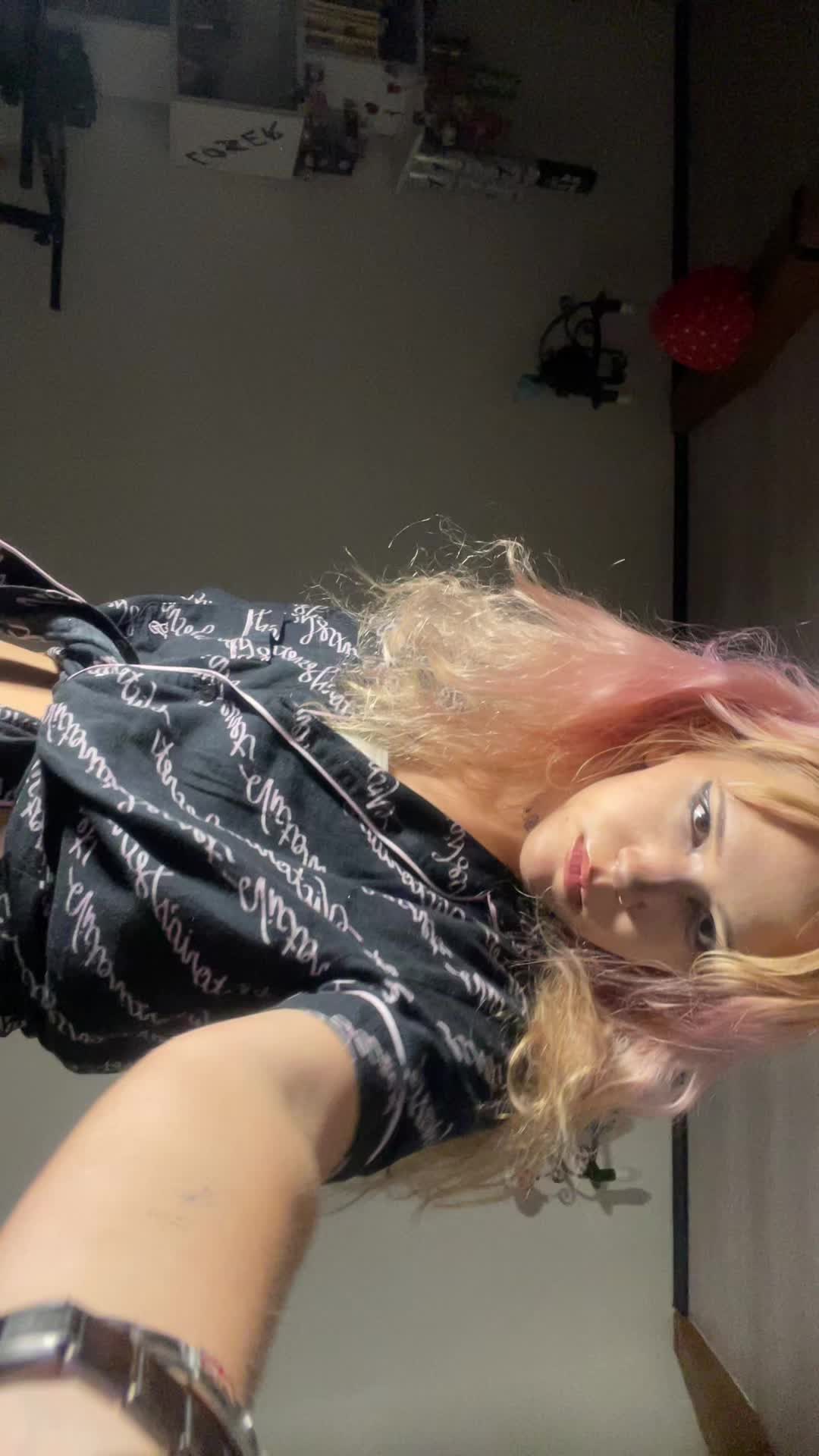 @*･゜ﾟ･*:.｡S0ph&iexcl;ė🪷 .｡.:*･゜ﾟ･*