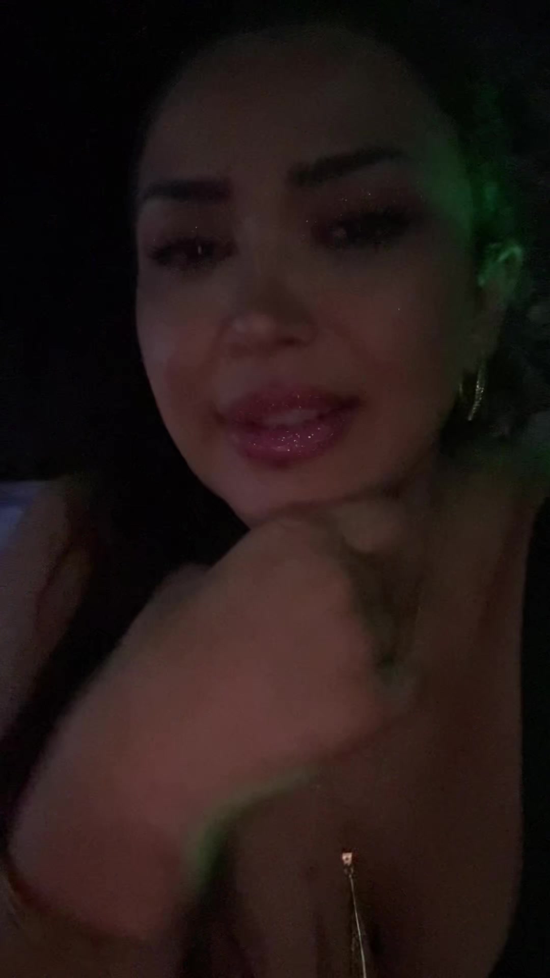 @Mahsa__eyr