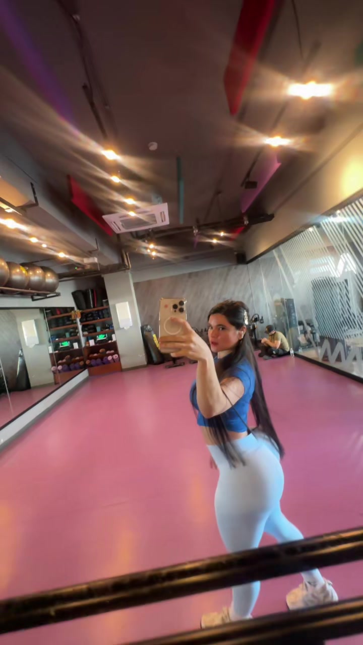 @Luciana