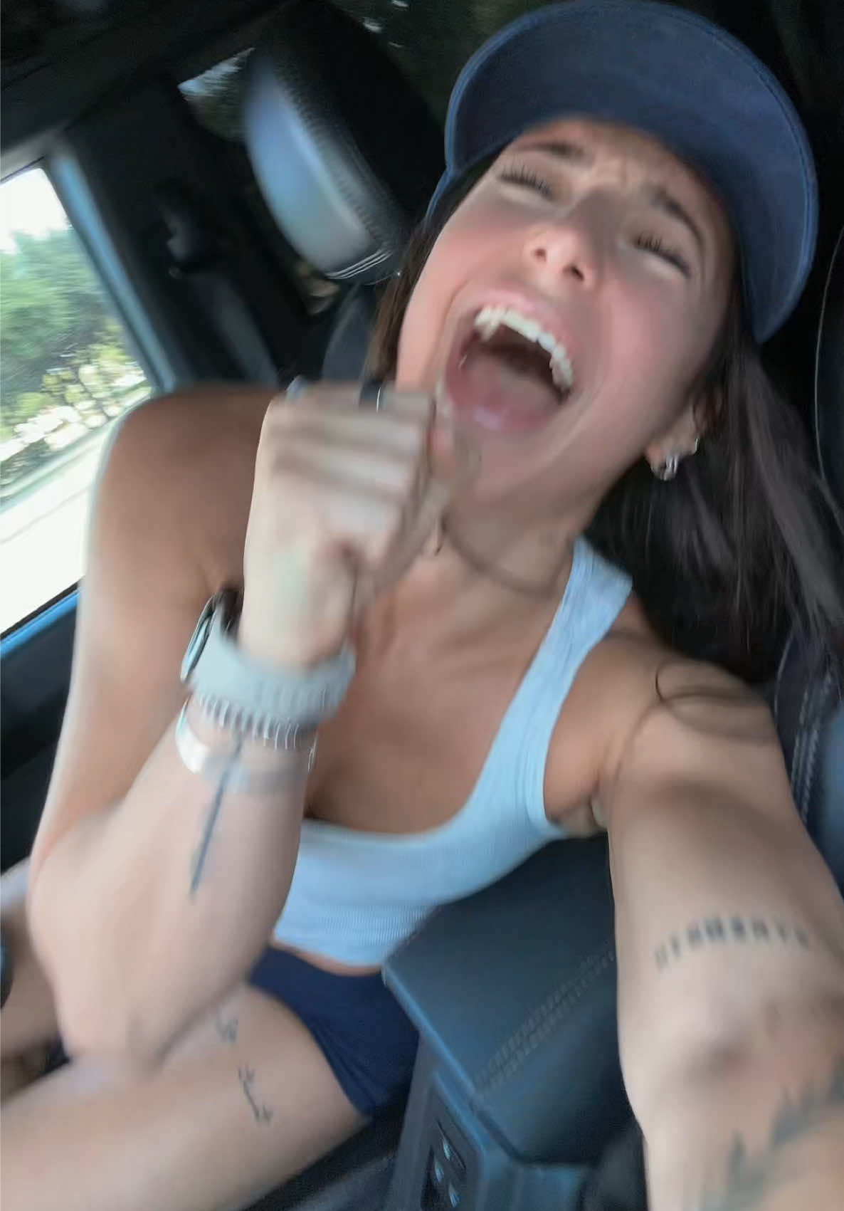 @jess