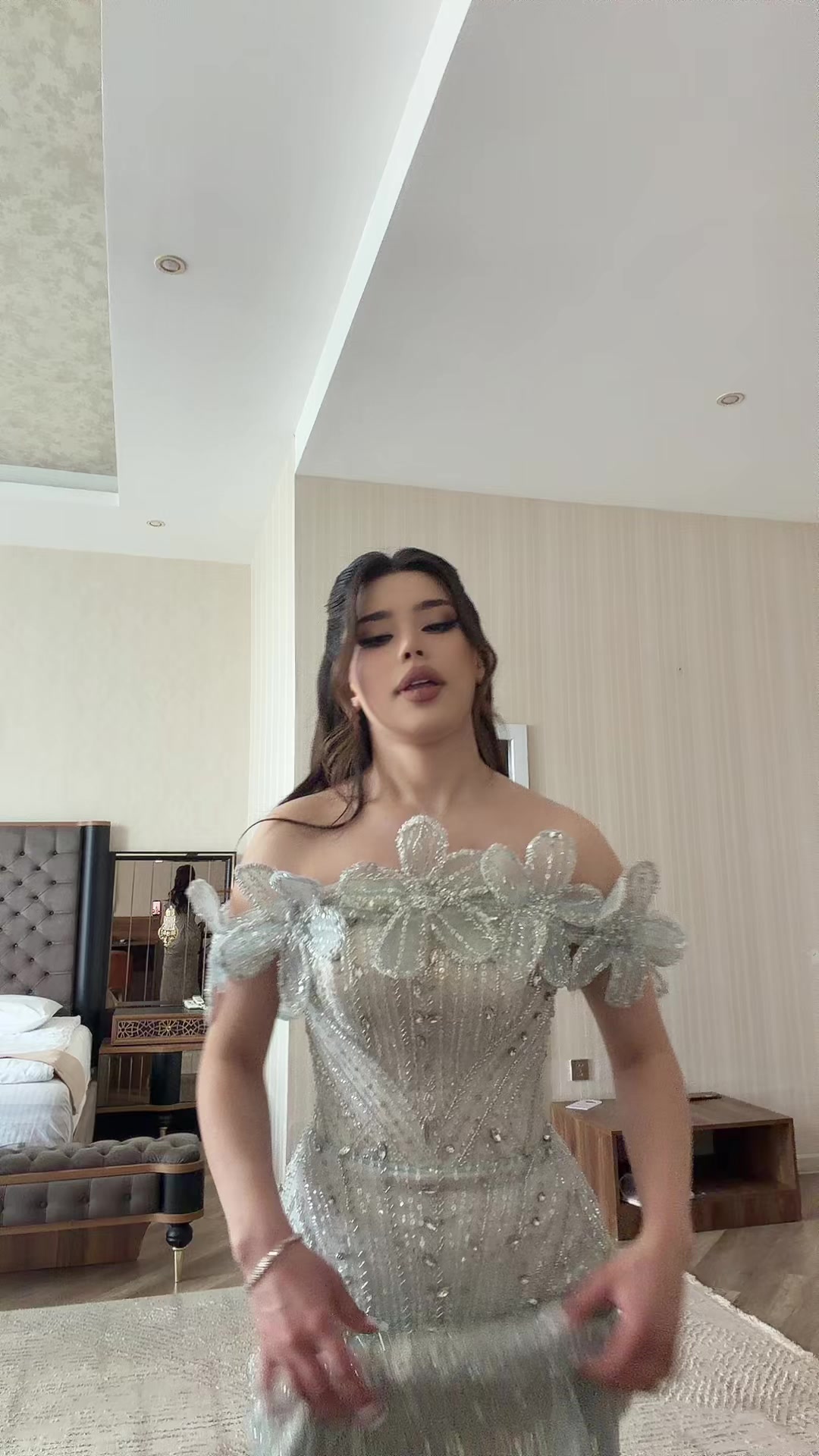 @Nur Seferova