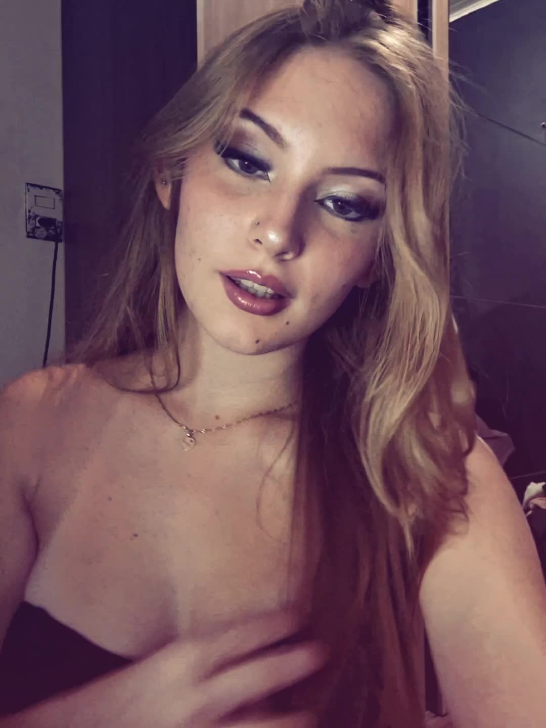 @alemoa