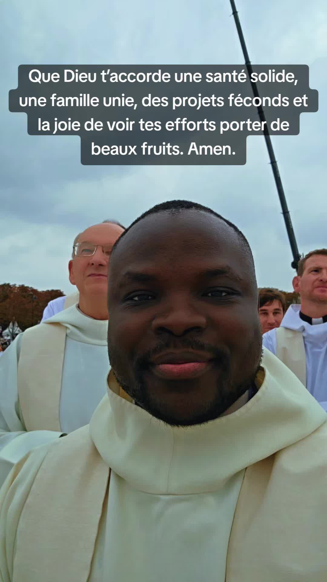 @Padre Précieux 🇨🇵🇻🇦