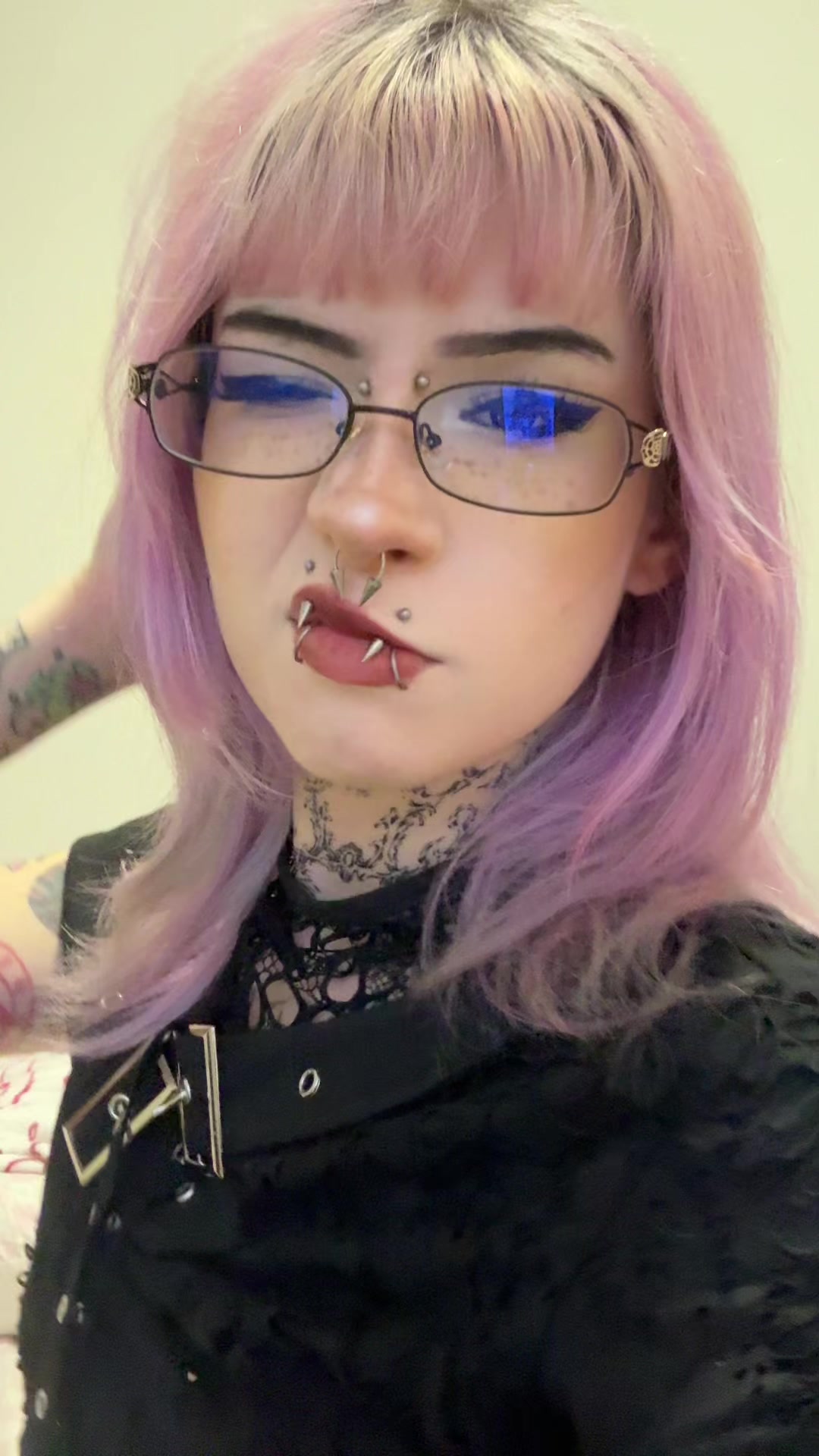 @lu