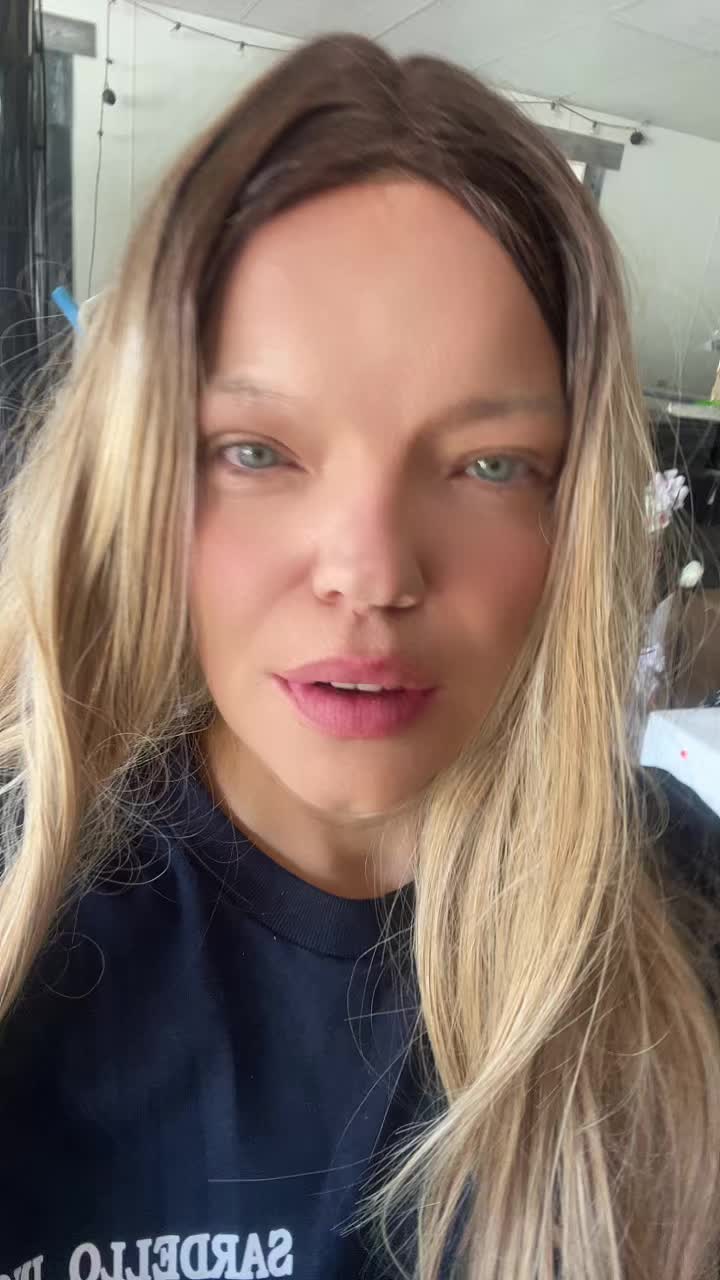 @moonchildhippy