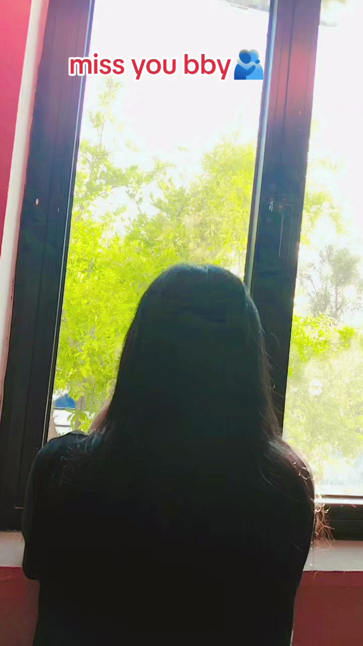 @Mimi🇨🇾🇳🇵