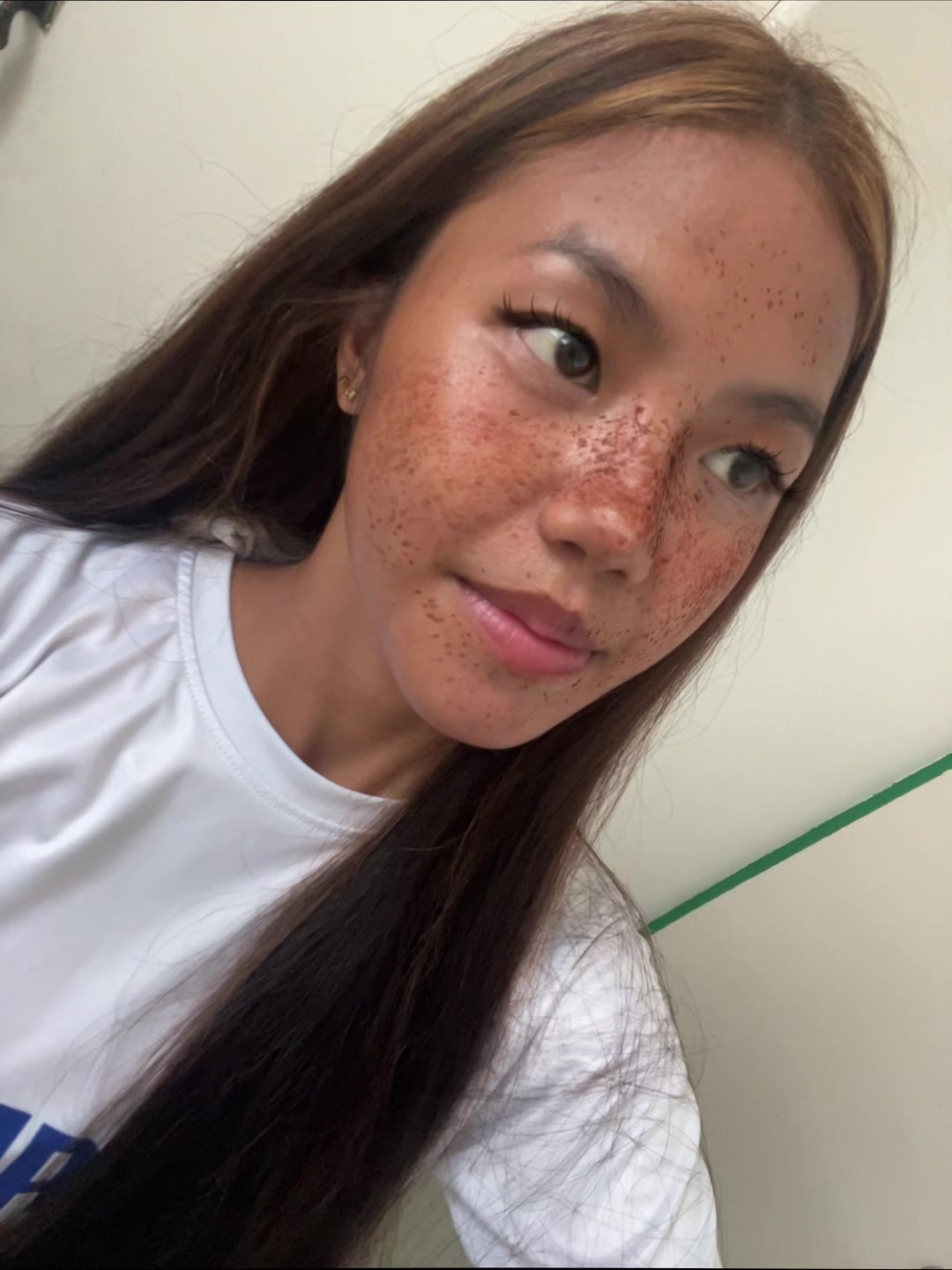 @Ly