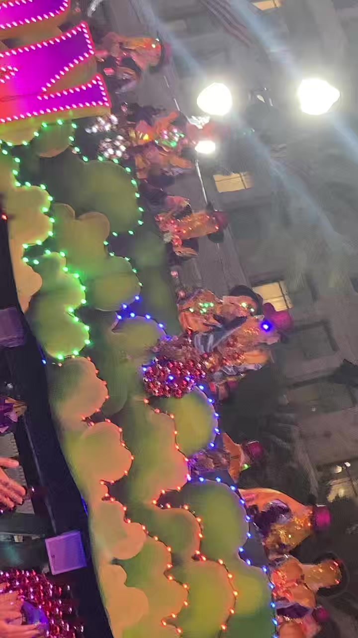 @Green