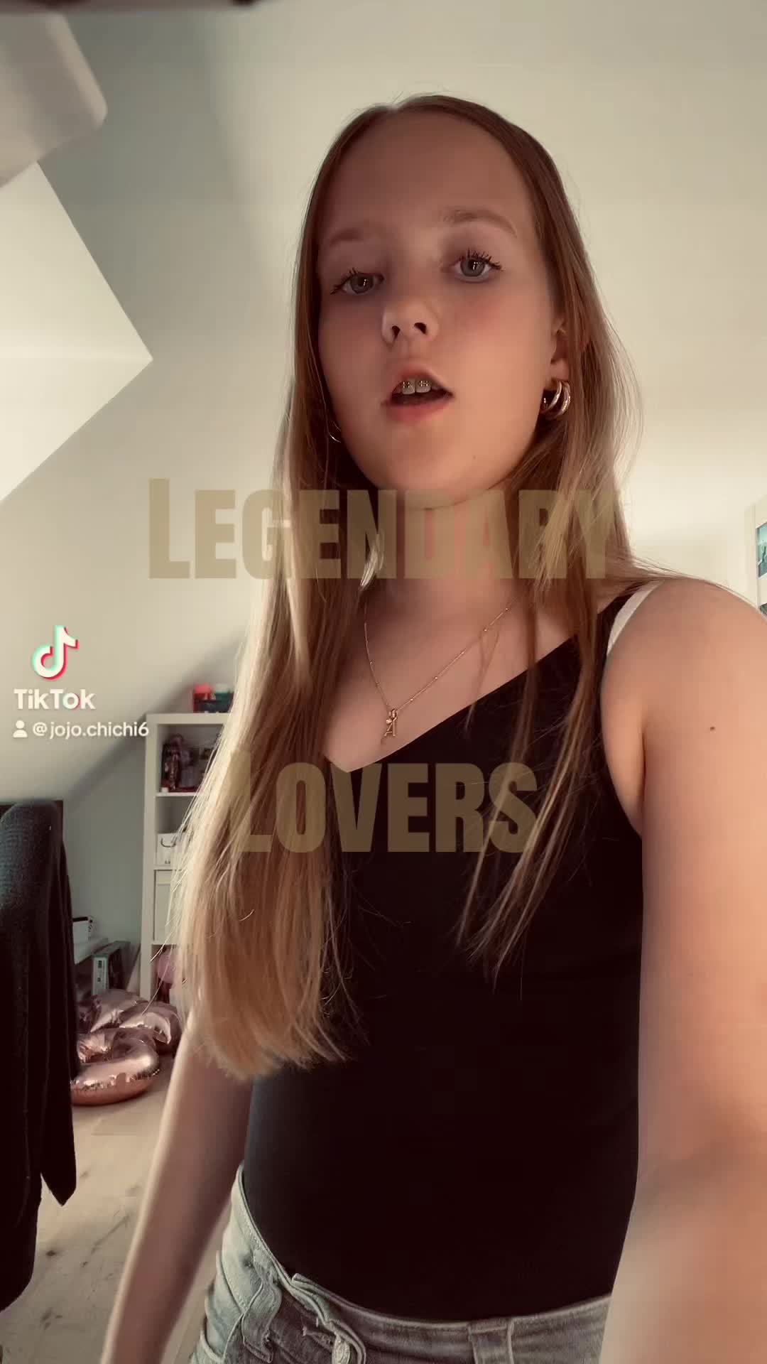 @𝒸𝒽𝒾𝒶𝓇𝒶ꨄ