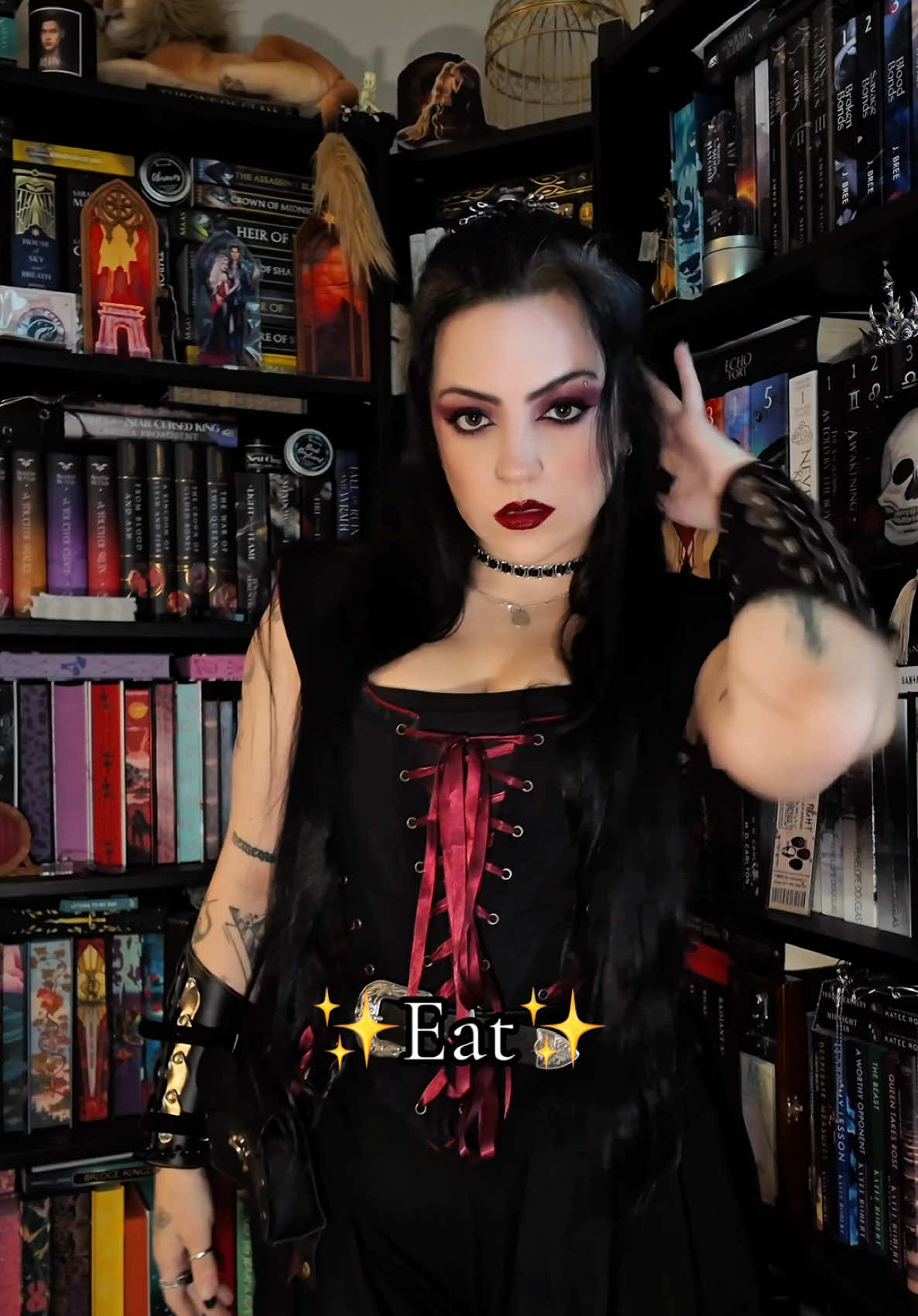 @callie.cosmic -> IG & YT