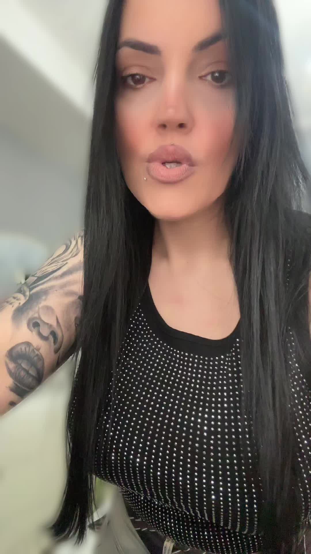 @De Luca  grazia &hearts;️🖤