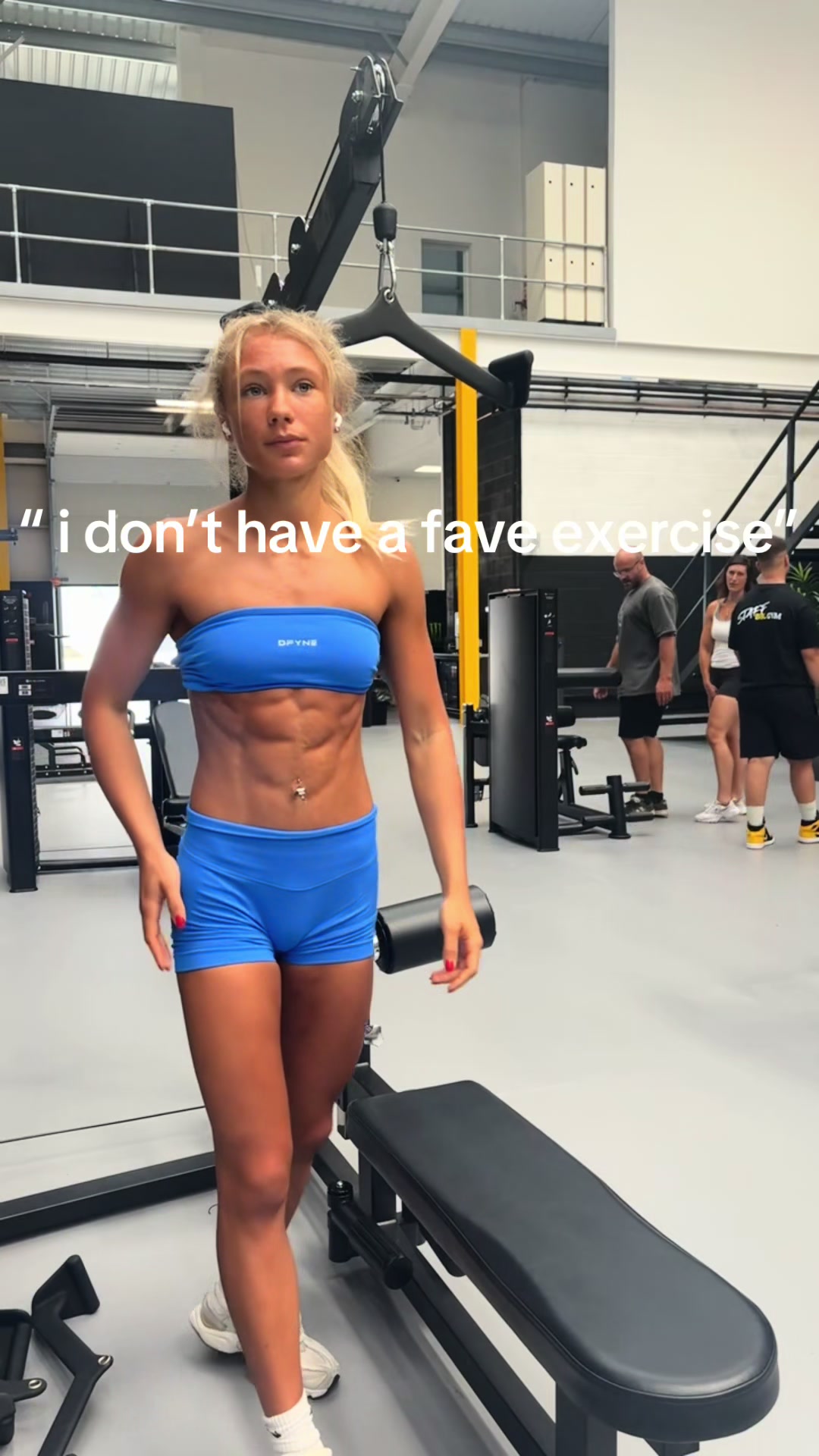 @Courtneyrose_fit