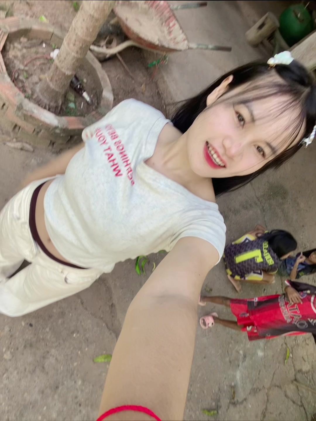 @บู บี่😝😘
