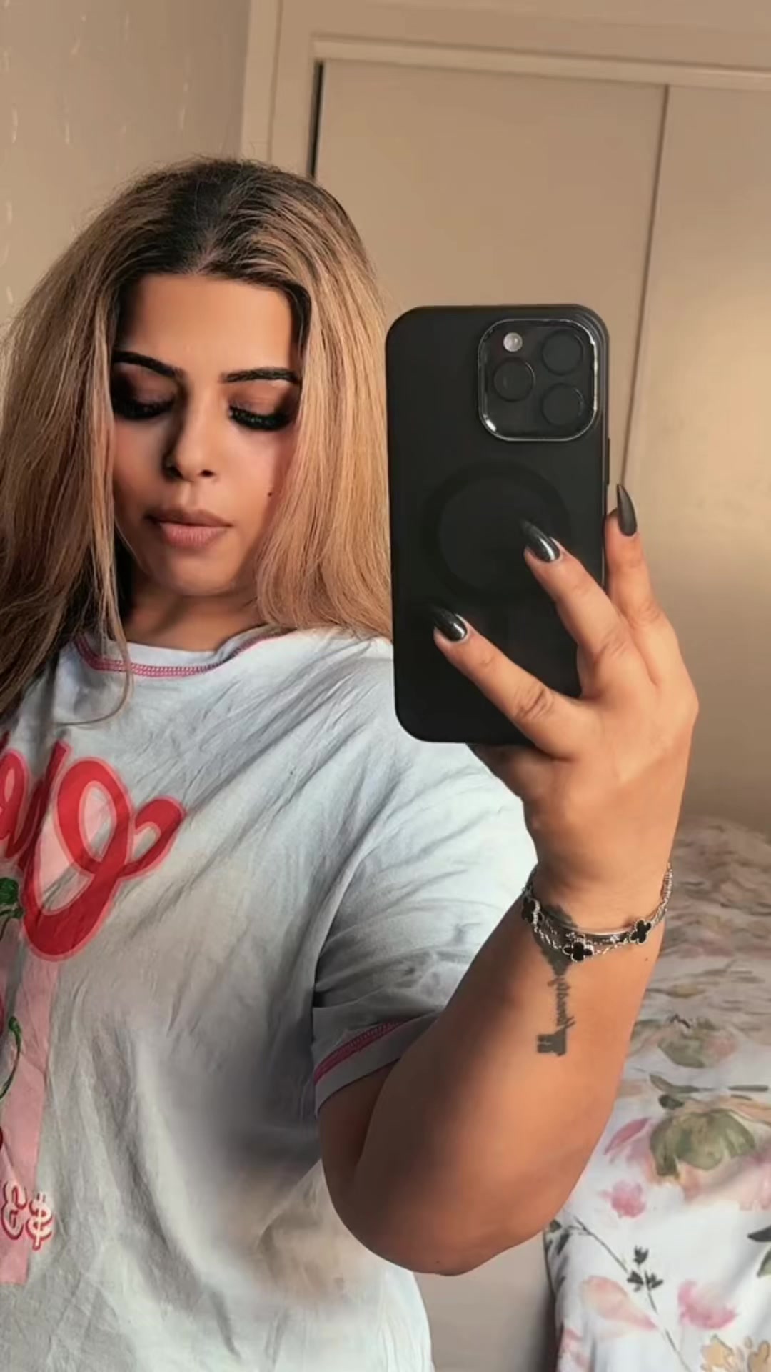@gulabiqn