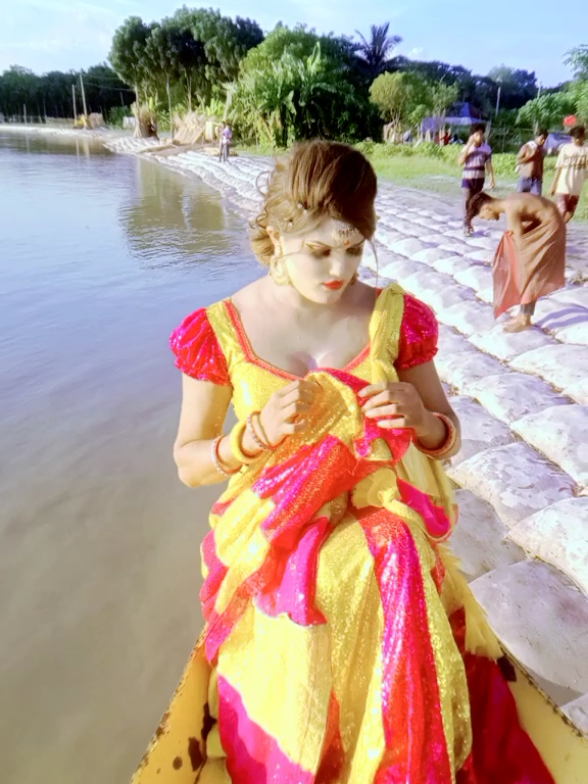 @Mahiya Mahi
