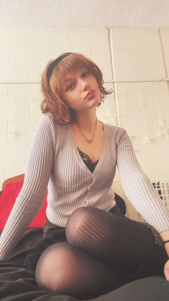 @v <3