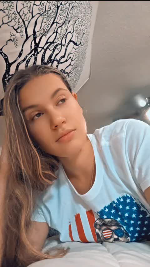 @𝙏𝙝𝙖𝙩_ConservativeQueen