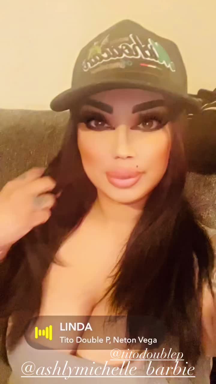 @BADDIES LOUNGE XO
