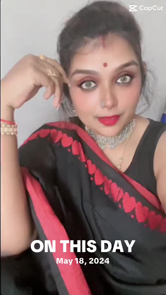 @Gayathiri_Thevar
