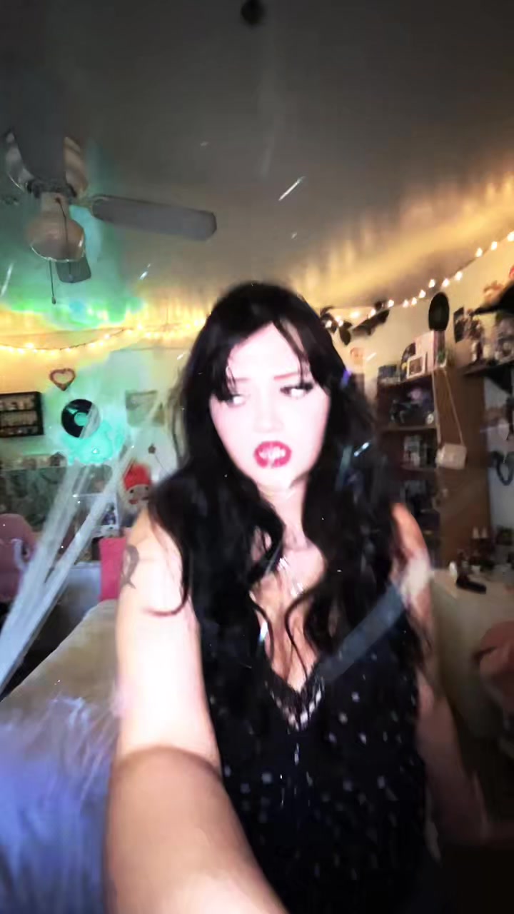 @𝒓𝒂𝒆𝒍𝒆𝒚 ⋆˚࿔