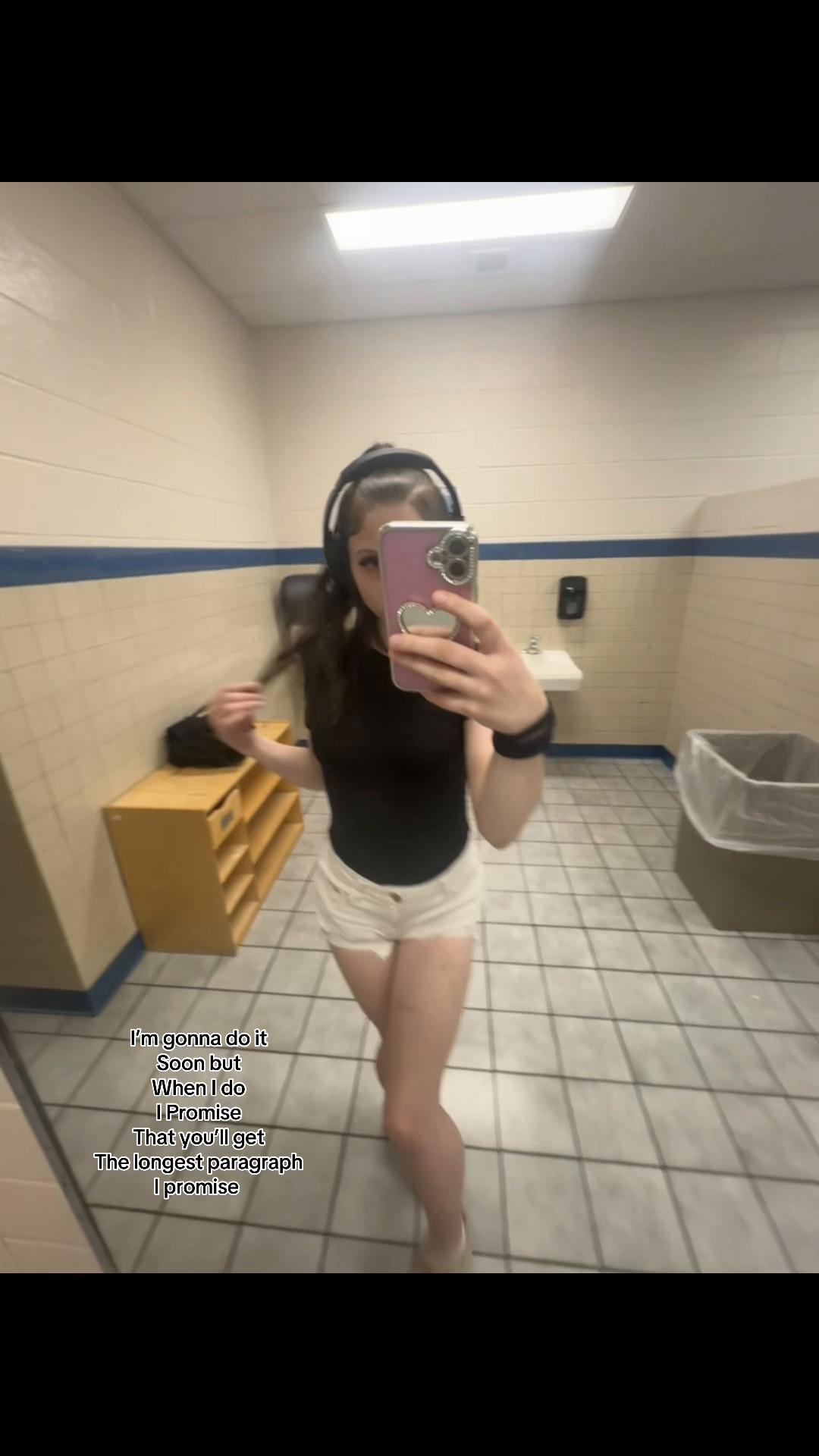 @idontlikeanyofyoubichez