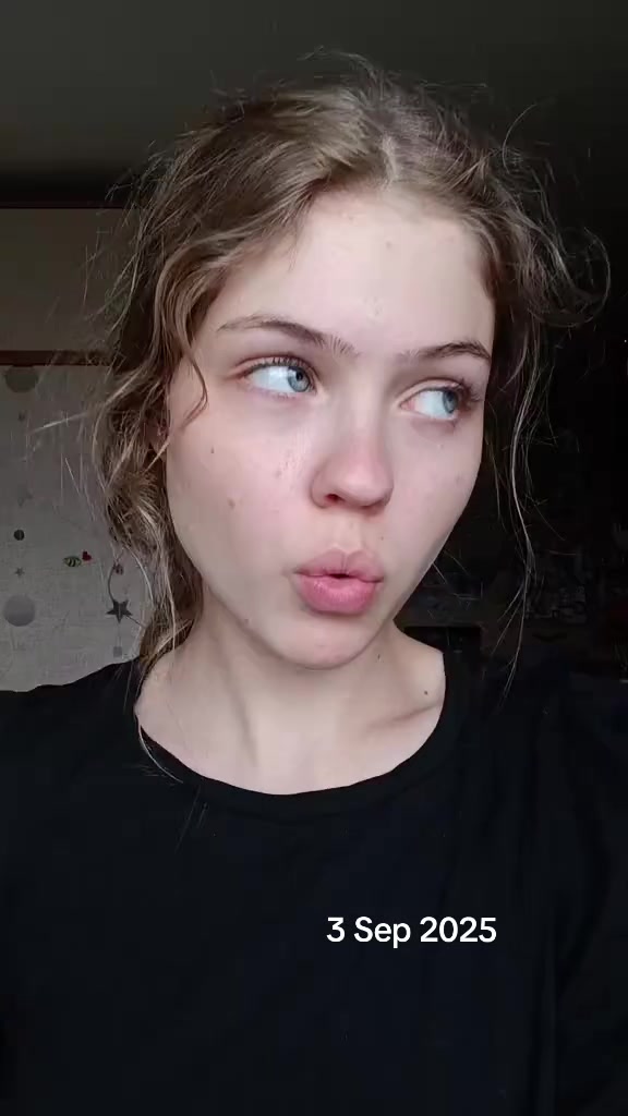 @Lada Clairièlle 🍏🕊