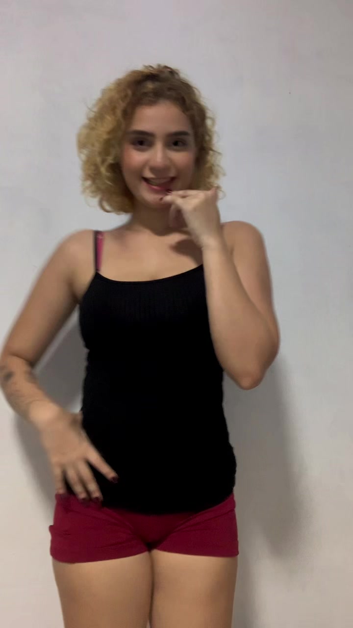 @becca. 🌪️