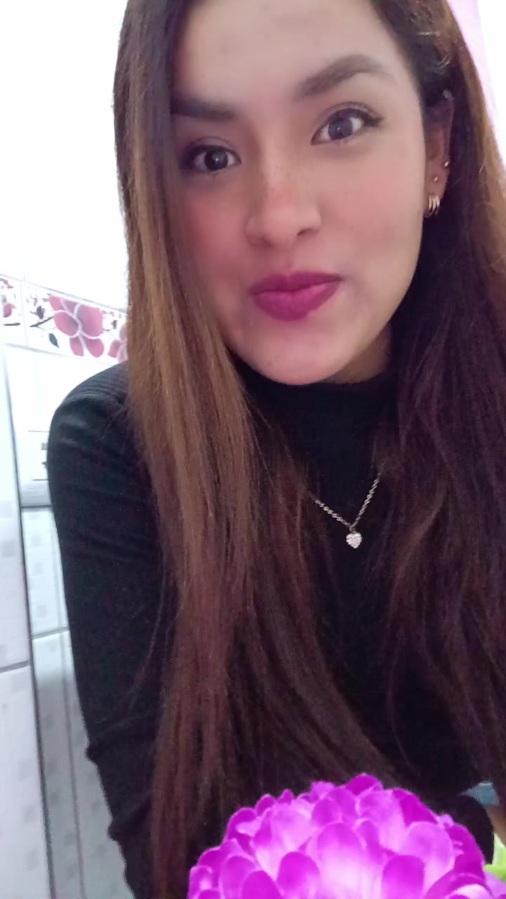 @Lucy•🥀♡🦋•Te sigue