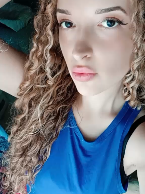 @Sofia__Lov___