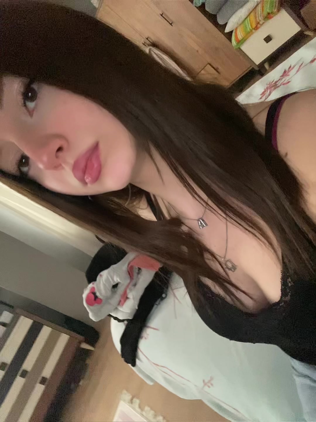 @Azra🐰