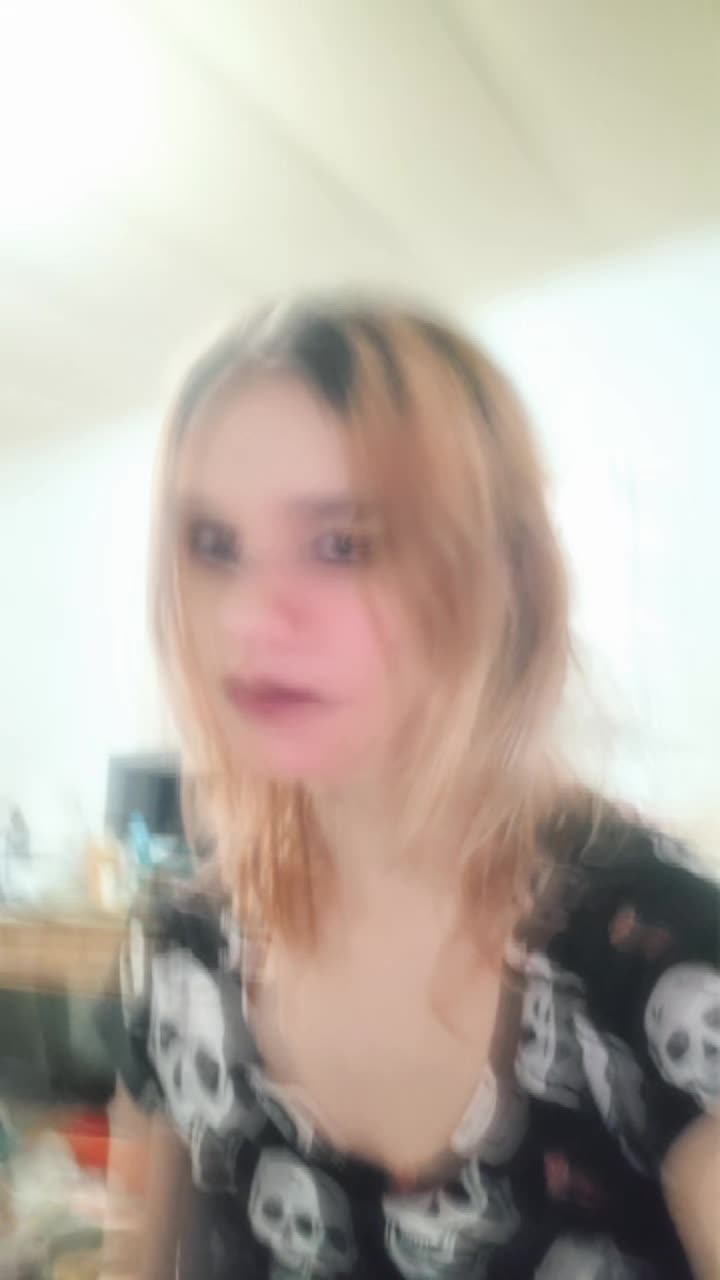 @palebatteredbody