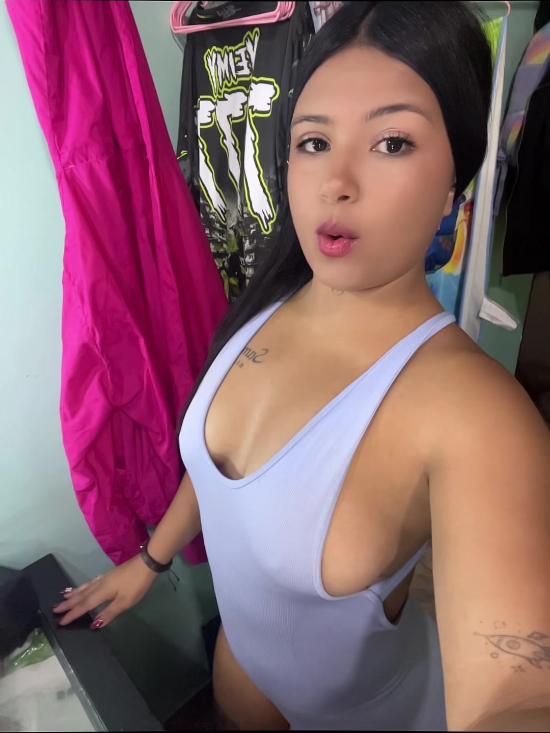 @Yeimy🎀🧃