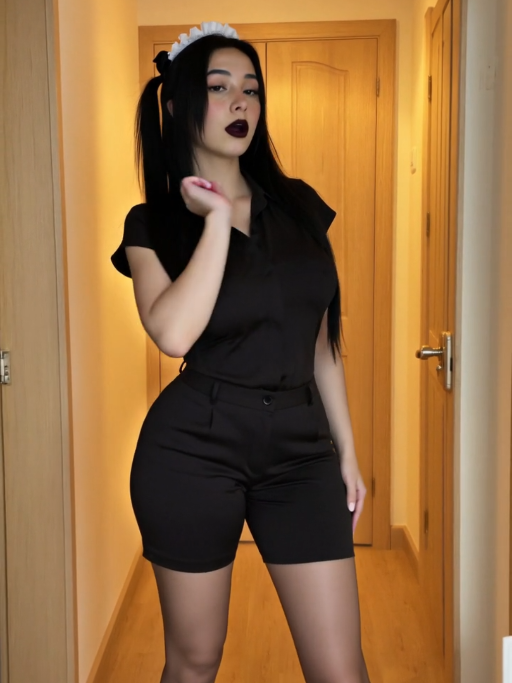 @thegothlil