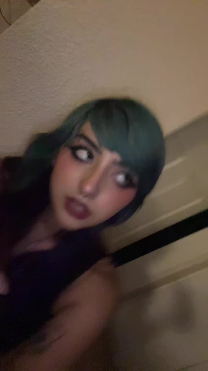 @Sam >.<