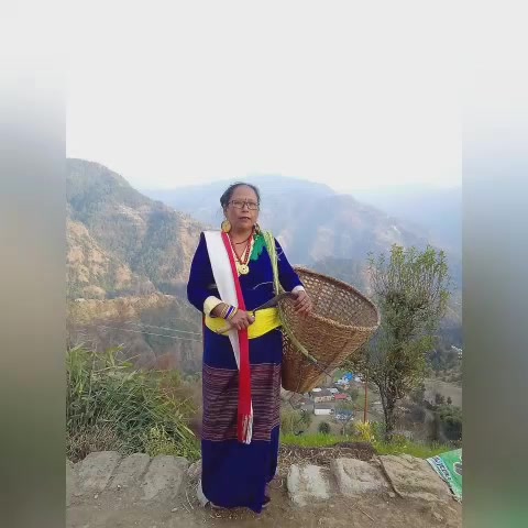 @संगिता थीङ