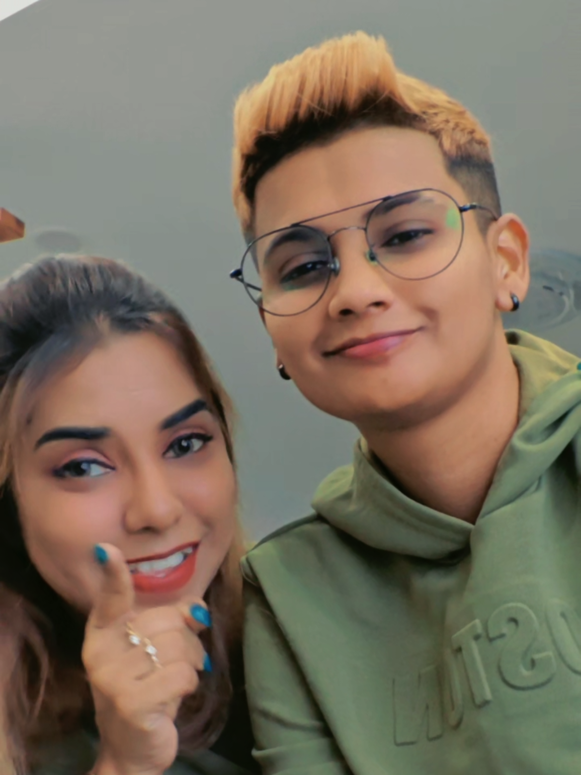 @SharmGeniusBeeSai❤️