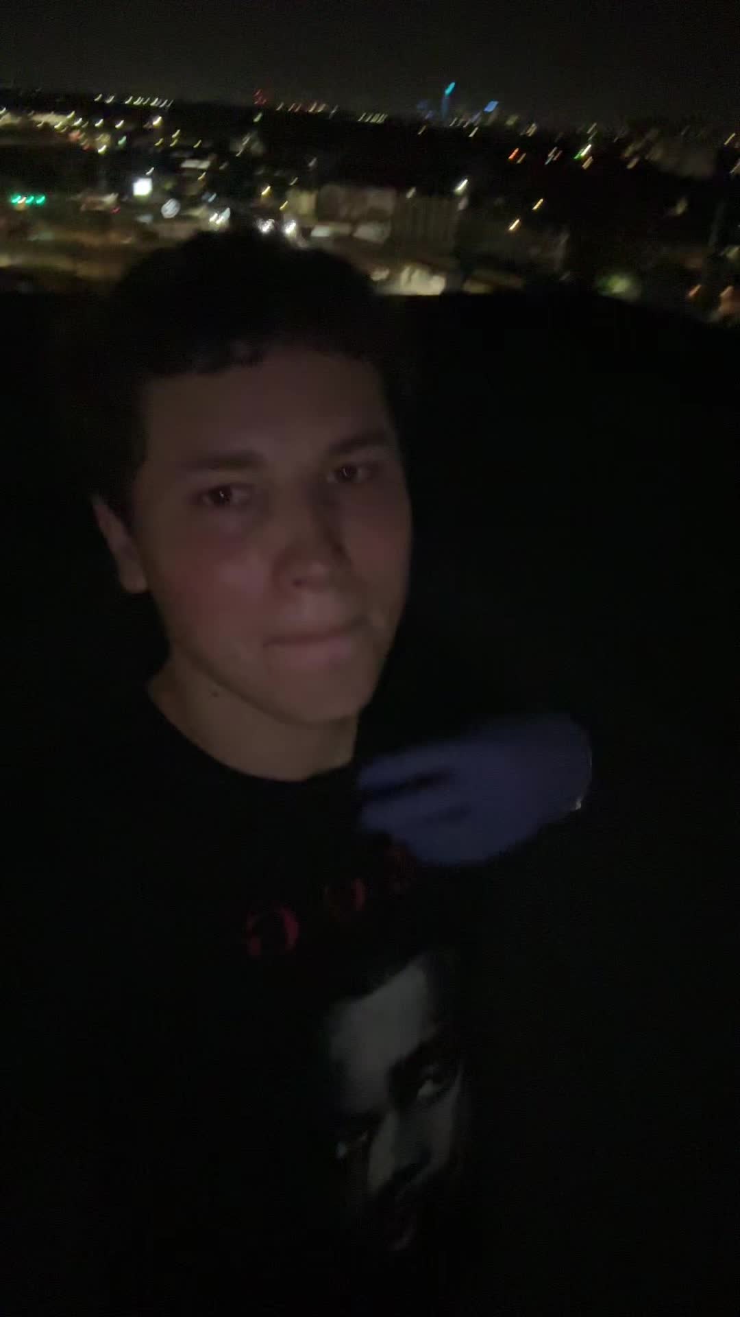 @lookitsdeezy